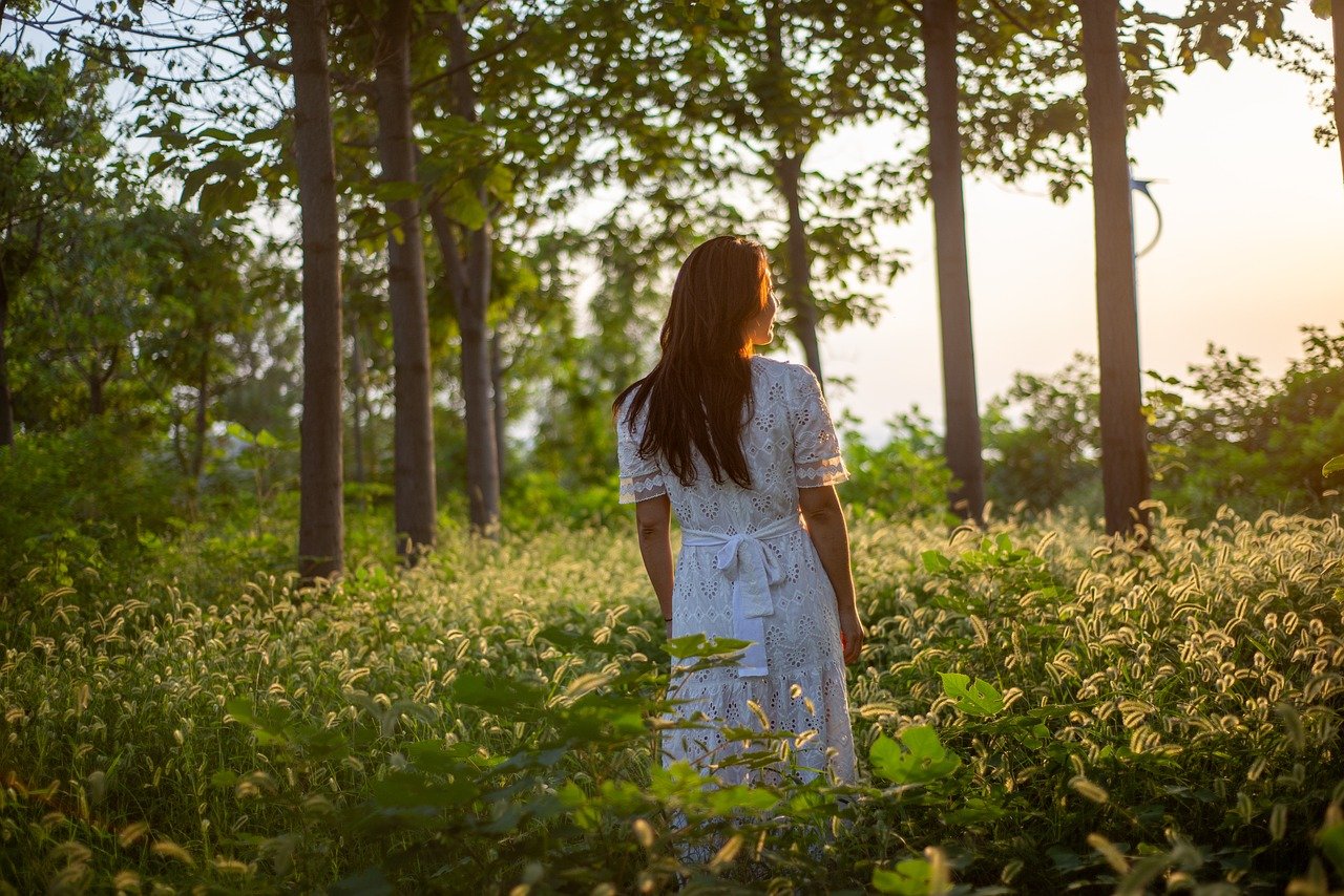 girl, portrait, natural, miss, nature, light and shadow, twilight, sunset, silhouettes