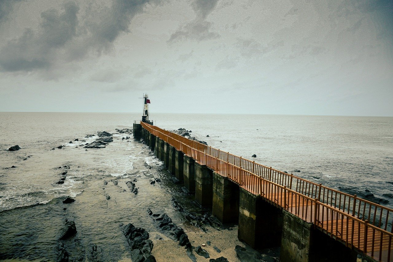 landscape, light, nature, ocean, laptop wallpaper, dusk, cool backgrounds, free wallpaper, wallpaper hd, full hd wallpaper, evening, horizon, hd wallpaper, mac wallpaper, outdoor, beautiful wallpaper, coastline, 4k wallpaper, dark, color, day, blue, breakers, black, windows wallpaper, cloud, free background, cloudy, desktop backgrounds, coast, beauty, background, beach, beautiful, wallpaper 4k, heaven, sea, 4k wallpaper 1920x1080, bay
